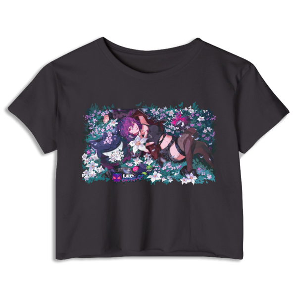 SPOOKY SUMMER Women's Crop Top
